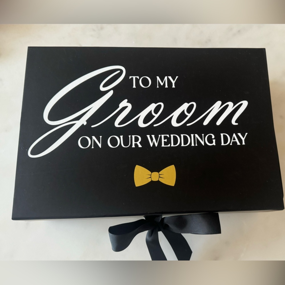Gift box “to my groom on our wedding day”